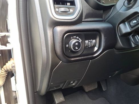 Used 2024 RAM 2500 Laramie w/ Safety Group AWD/4WD image 7