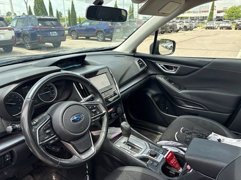 Used 2020 Subaru Forester Premium AWD/4WD image 4