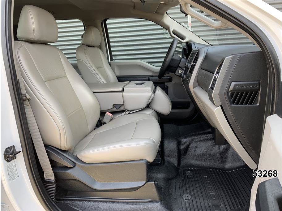Used 2018 Ford F550 2WD Crew Cab Super Duty image 22