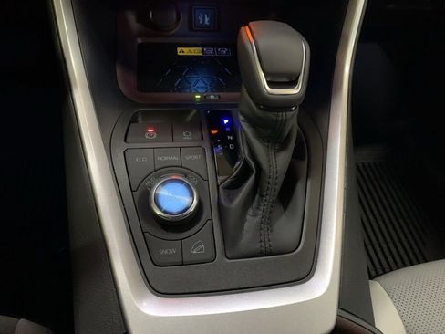 New 2025 Toyota RAV4 Limited image 23