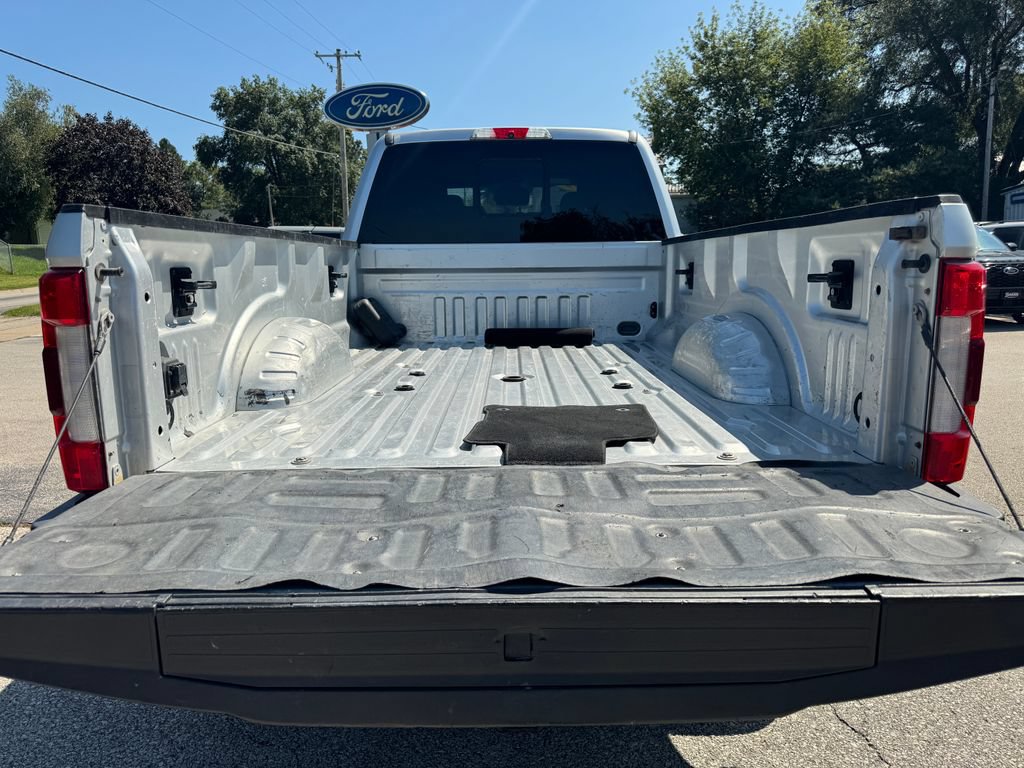 Used 2019 Ford F350 Lariat w/ Lariat Ultimate Package AWD/4WD image 11