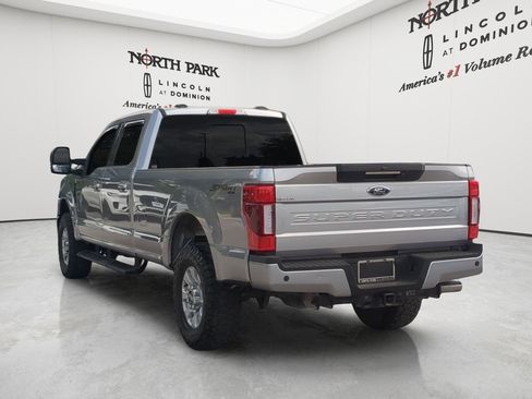 Used 2022 Ford F250 Lariat w/ Lariat Ultimate Package AWD/4WD image 5