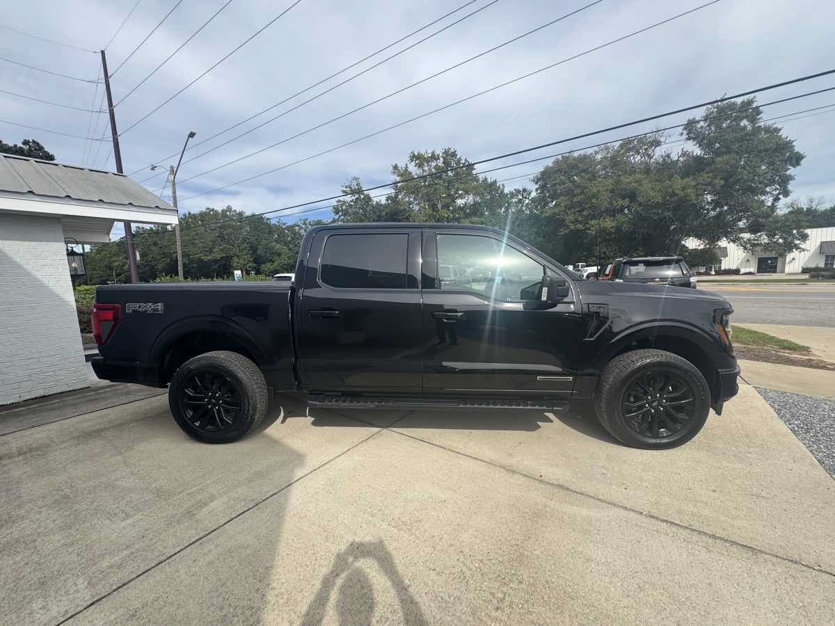 Used 2025 Ford F150 XLT w/ Equipment Group 303A High AWD/4WD image 5
