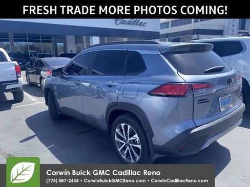 Used 2025 Toyota Corolla Cross XLE w/ Convenience Package image 3