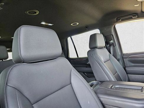 Used 2022 Chevrolet Tahoe Z71 w/ Luxury Package image 25