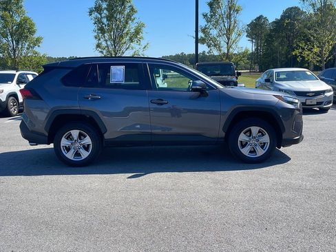 Used 2025 Toyota RAV4 XLE FWD image 8
