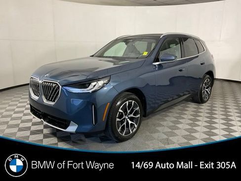 Used 2025 BMW X3 xDrive30i AWD/4WD image 1