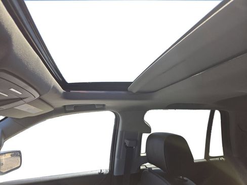 Used 2020 GMC Yukon SLT image 12