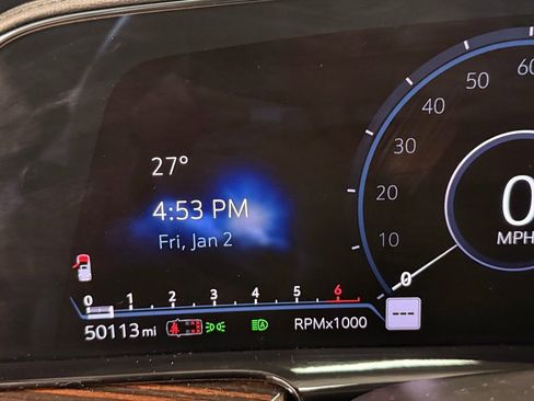 Used 2023 Cadillac Escalade Premium Luxury image 36