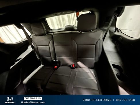 Used 2023 Chevrolet Tahoe Z71 w/ Luxury Package AWD/4WD image 29