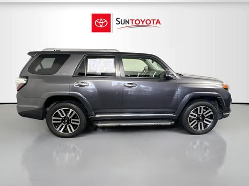 Used 2016 Toyota 4Runner Limited image 2