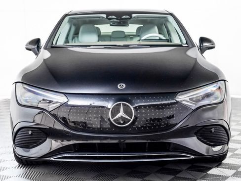 Certified 2023 Mercedes-Benz EQE 500 4MATIC Sedan w/ Exclusive Trim Package image 8