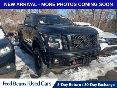 Used 2019 Nissan Titan SV w/ SV Convenience Package