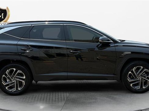 Used 2025 Hyundai Tucson Limited AWD/4WD image 6