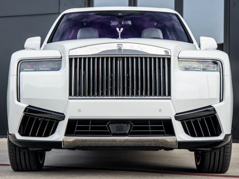 New 2026 Rolls-Royce Cullinan image 7