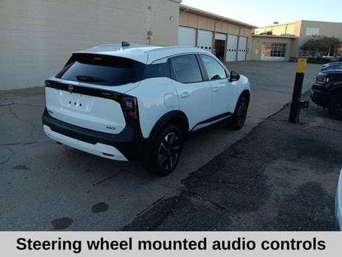 New 2026 Nissan Kicks SV w/ SV Premium Package image 4