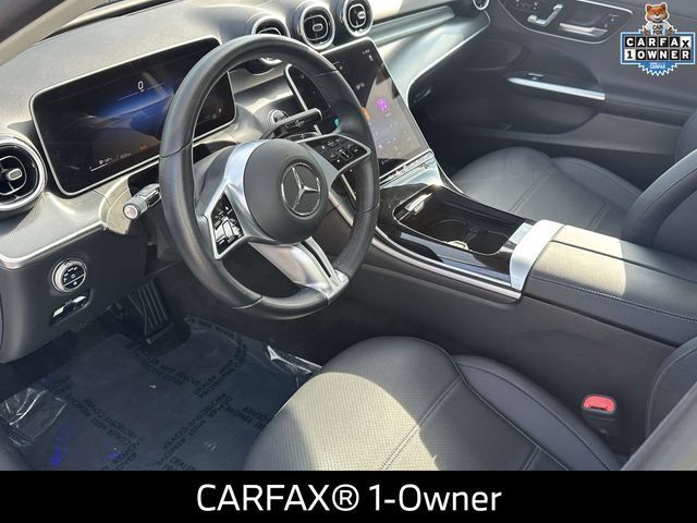Used 2025 Mercedes-Benz C 300 4MATIC Sedan image 2