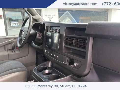 Used 2020 Chevrolet Express 2500 w/ Driver Convenience Package RWD image 20