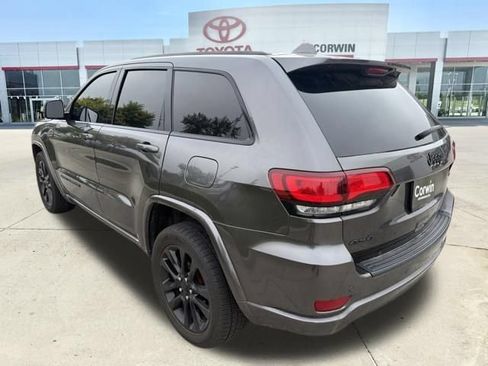 Used 2019 Jeep Grand Cherokee Altitude AWD/4WD image 38