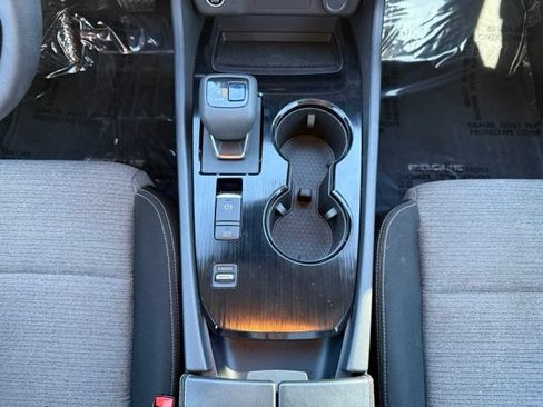 Used 2022 Nissan Rogue SV FWD image 27