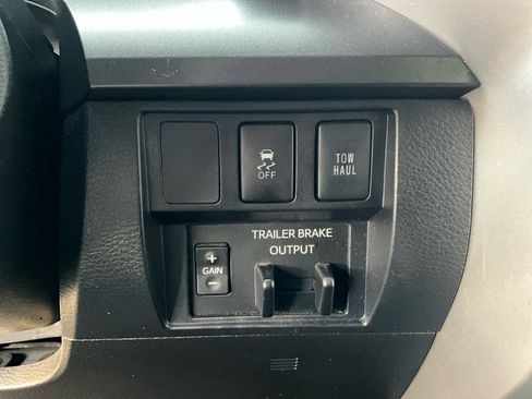 Used 2019 Toyota Tundra SR5 image 30