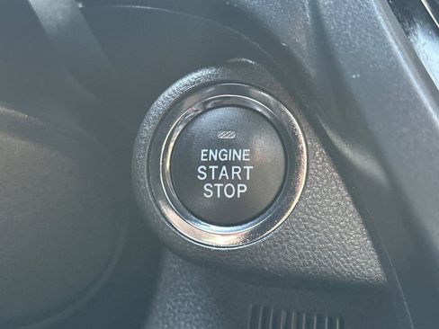 Used 2025 Subaru Forester Touring image 30