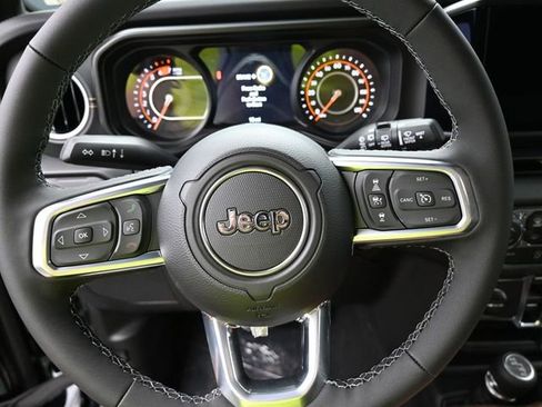 New 2026 Jeep Wrangler Unlimited Sahara AWD/4WD image 14