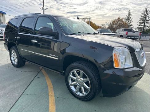 Used 2013 GMC Yukon Denali image 6