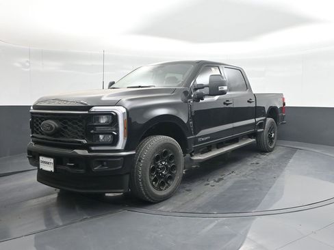 New 2026 Ford F250 XLT w/ XLT Premium Package image 33