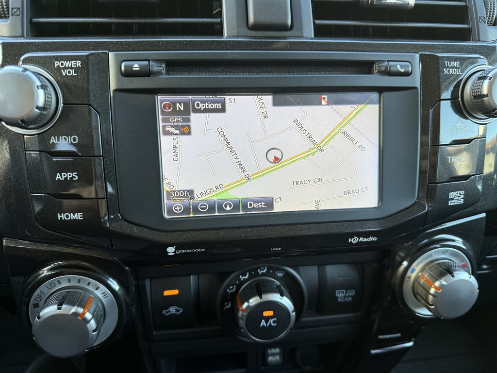 Used 2016 Toyota 4Runner Trail Premium AWD/4WD image 17