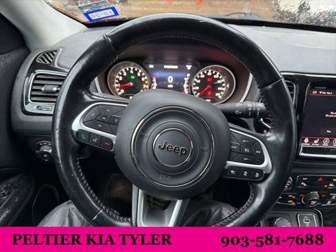 Used 2021 Jeep Compass Limited w/ Sun and Sound Group image 19