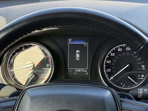 Used 2023 Toyota Camry SE image 24