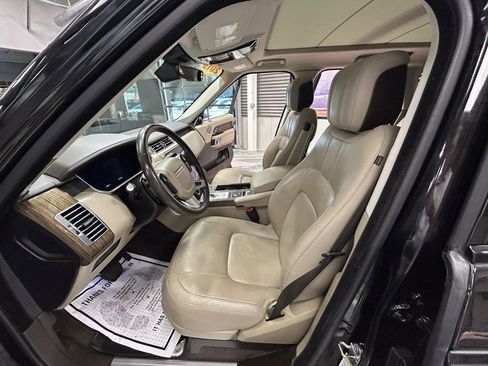 Used 2019 Land Rover Range Rover Supercharged image 52