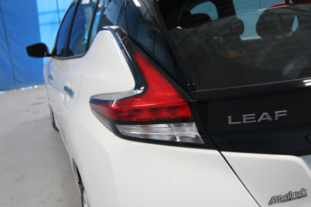 Used 2025 Nissan Leaf S FWD image 33
