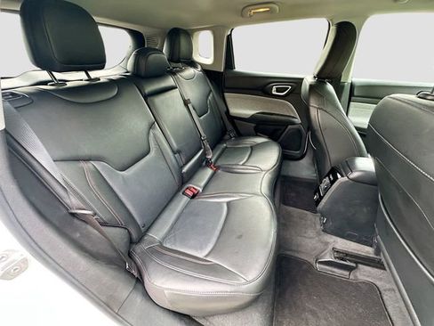 Used 2022 Jeep Compass Latitude AWD/4WD image 25