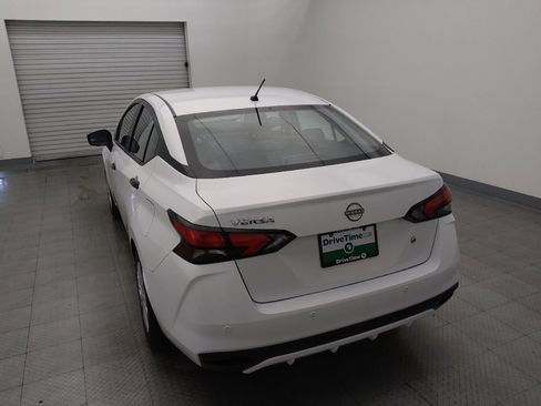 Used 2023 Nissan Versa S FWD image 6
