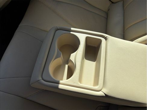 Used 2022 Acura TLX w/ Technology Package image 45