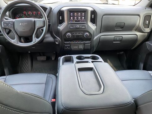 Used 2025 Chevrolet Silverado 1500 Custom Trail Boss w/ Midnight Edition image 16