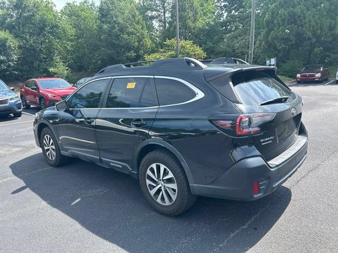 Used 2022 Subaru Outback Premium AWD/4WD image 6