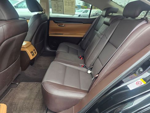 Used 2018 Lexus ES 350 w/ Navigation System Package FWD image 44