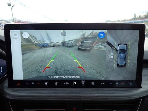 Used 2025 Ford Escape Platinum w/ Premium Technology Package image 27