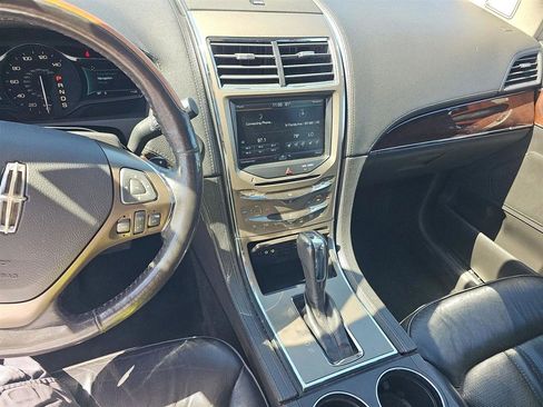 Used 2014 Lincoln MKX AWD w/ Equipment Group 101A image 9