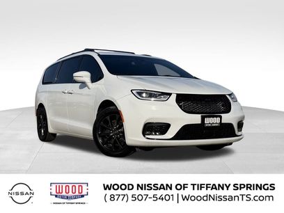 Used 2021 Chrysler Pacifica Touring w/ S Appearance Package