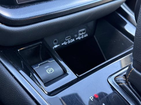 Used 2024 Subaru Outback Wilderness image 12