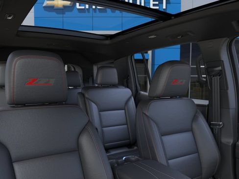 New 2026 Chevrolet Traverse Z71 w/ Enhanced Driving Package AWD/4WD image 24