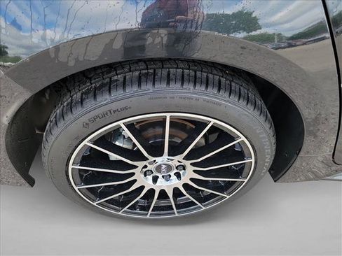 Used 2021 Toyota Corolla SE image 11