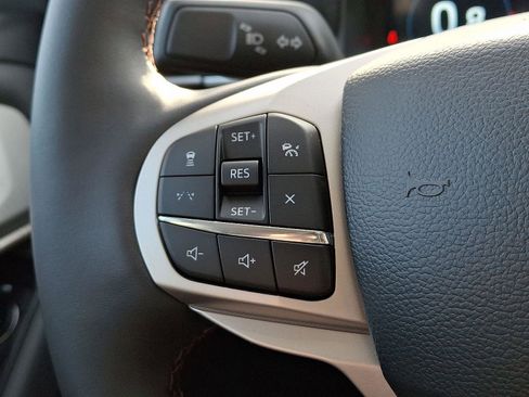 New 2026 Ford Explorer Active w/ Active Comfort Package image 14