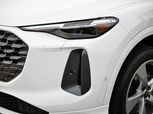 New 2025 Audi Q5 Premium Plus image 12