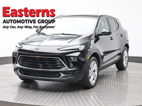 Used 2024 Buick Encore GX Preferred FWD image 1