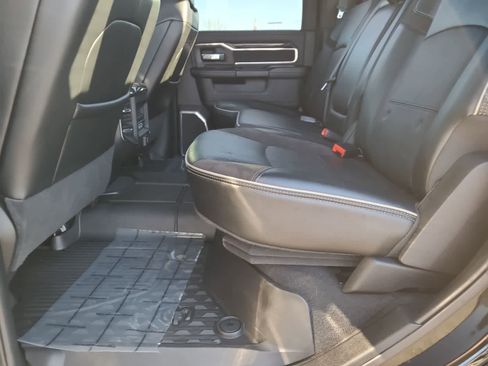 Certified 2022 RAM 2500 Laramie image 21